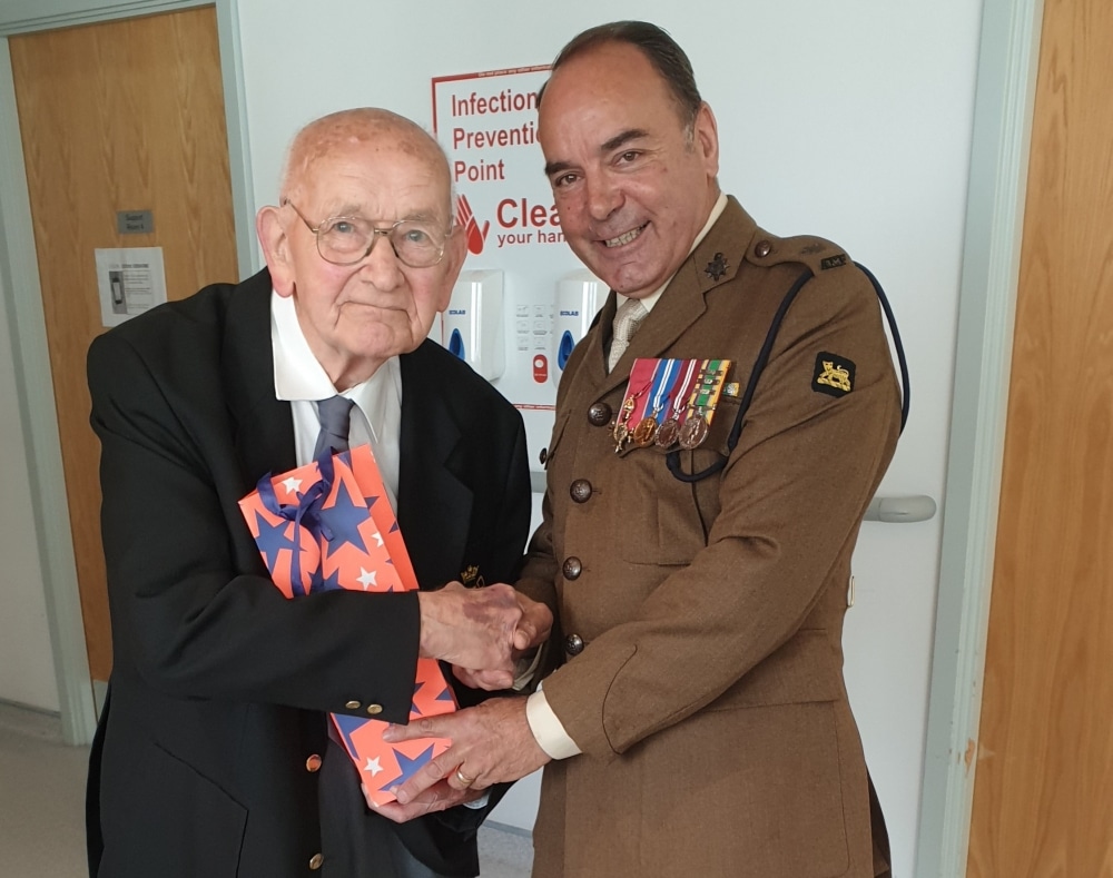 Surprise for D-Day veteran as he visits his wife in Tunbridge Wells hospital